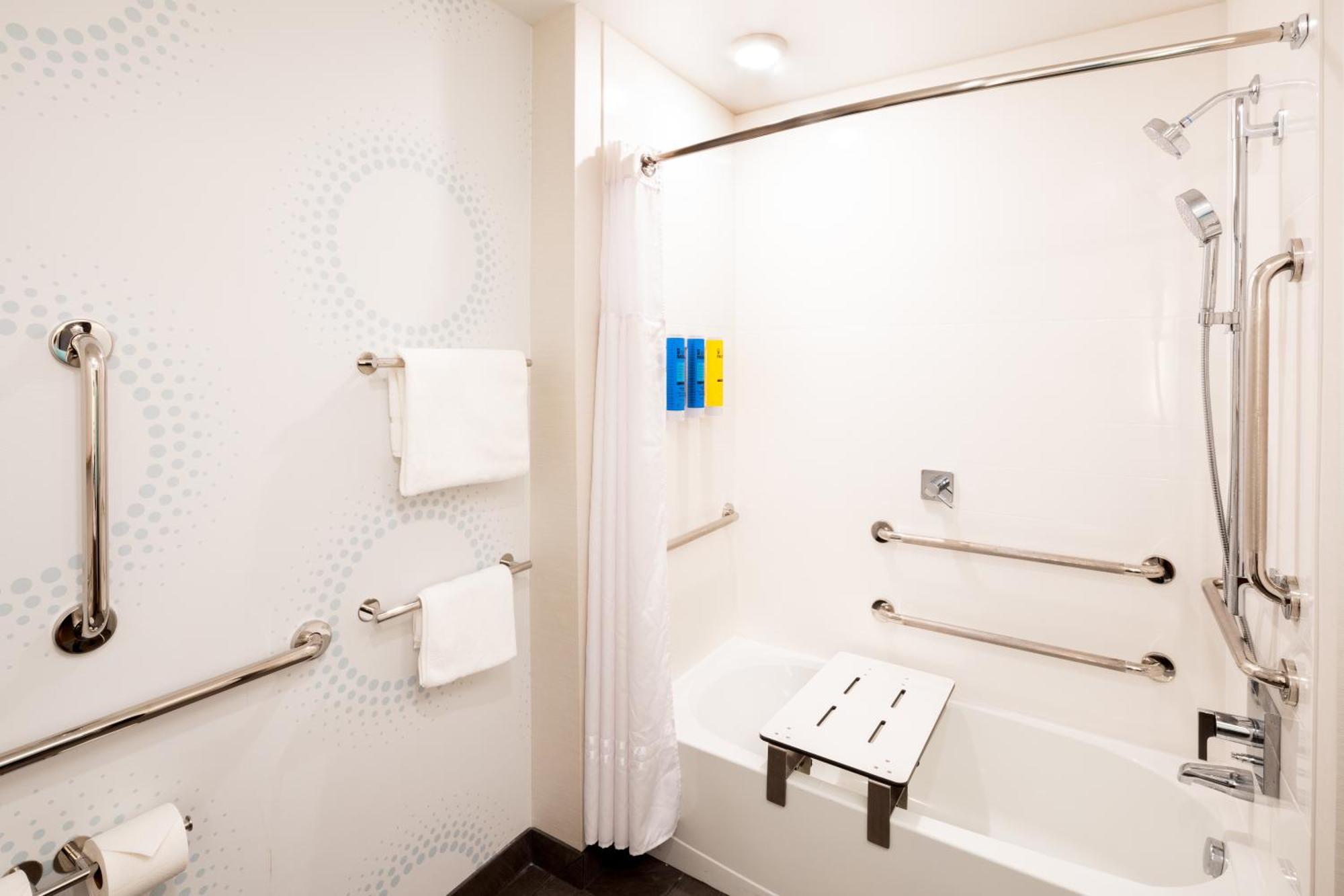 Tru By Hilton Yakima Airport Hotel Ngoại thất bức ảnh
