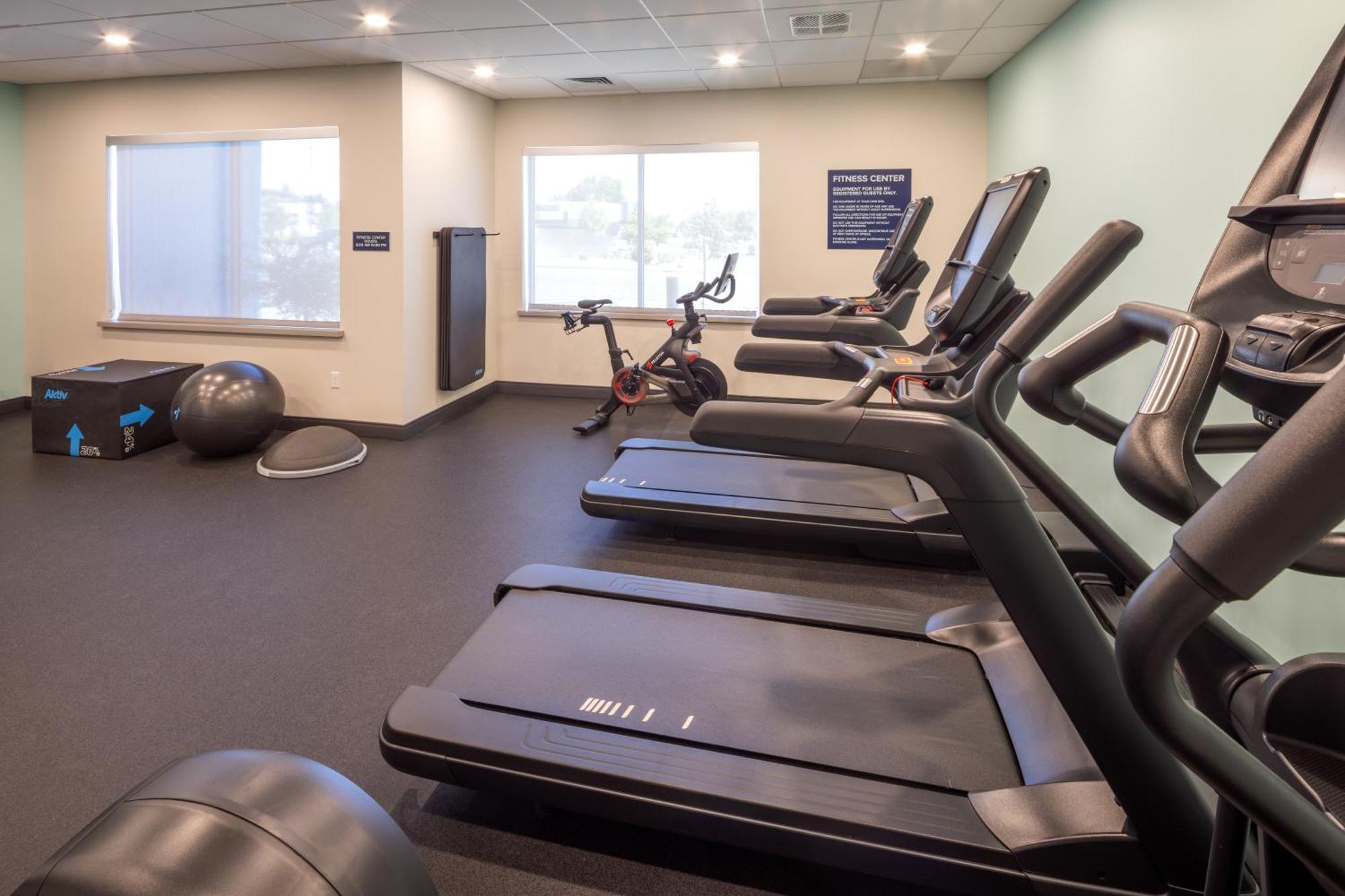 Tru By Hilton Yakima Airport Hotel Ngoại thất bức ảnh